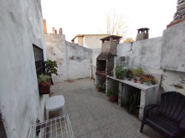 Casa en venta en Castelar Sur