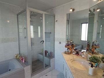 Departamento en Venta en Av San Martín con 6 Norte