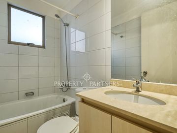 Hermosa casa en venta, en condominio Quebrada de Macul, Peñalolén