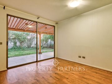 Hermosa casa en venta, en condominio Quebrada de Macul, Peñalolén