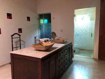 RESIDENCIA EN VENTA EN COLINAS DEL VERGEL, ALLENDE, NUEVO LEÓN