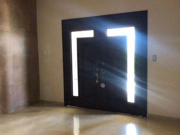 RESIDENCIA EN VENTA EN COLINAS DEL VERGEL, ALLENDE, NUEVO LEÓN