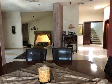 RESIDENCIA EN VENTA EN COLINAS DEL VERGEL, ALLENDE, NUEVO LEÓN