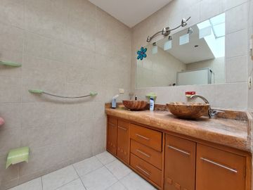 Venta de Casa en Bosques de Morillotla de 343m2 de terreno!