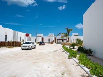 Casa en venta en privada con amenidades en Chelem, Progreso