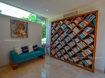 Casa de Lujo en Venta en Bosque de Los Lagos Zona Andares