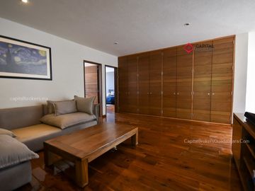 Casa de Lujo en Venta en Bosque de Los Lagos Zona Andares