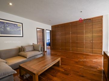 Casa de Lujo en Venta en Bosque de Los Lagos Zona Andares