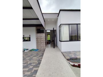 Casa campestre vía Pereira a Armenia