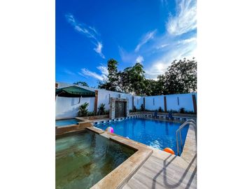 Casa campestre en venta en Apiay con terminados de lujo, Villavicencio