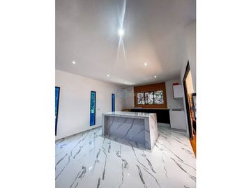 Casa campestre en venta en Apiay con terminados de lujo, Villavicencio