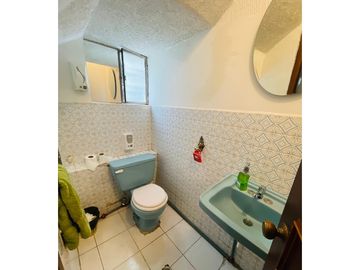 Iñaquito, Casa en Venta, con 2 Oficinas,  764m2