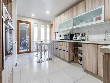 Casa en Venta en Santa Teresa de Los Andes Vitacura