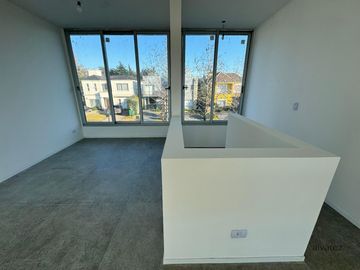 Casa en venta de 3 dormitorios c/ cochera en Moreno