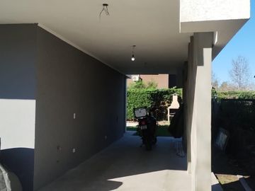 Casa en venta de 3 dormitorios c/ cochera en Moreno