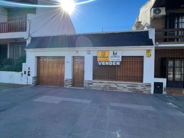 Casa en venta en Lanus Este