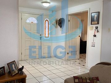 CASA EN CUMBRES I