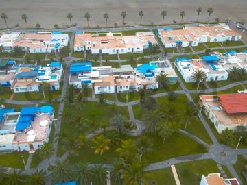 Venta casa de Playa frente a parque