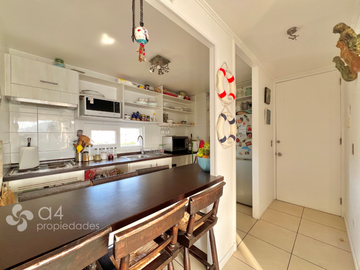 Excelente Ubicación Con Vista Al Mar, Condominio Papudo