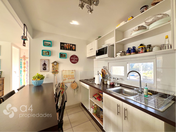 Excelente Ubicación Con Vista Al Mar, Condominio Papudo