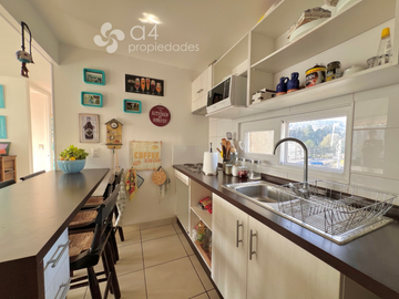 Excelente Ubicación Con Vista Al Mar, Condominio Papudo