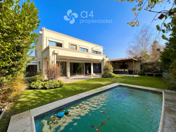 Fabulosa Casa En Condominio, Sector Los Trapenses