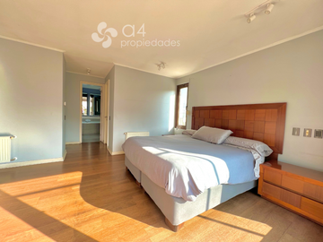 Fabulosa Casa En Condominio, Sector Los Trapenses