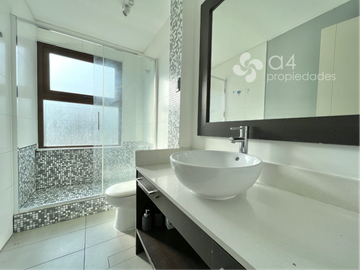 Fabulosa Casa En Condominio, Sector Los Trapenses