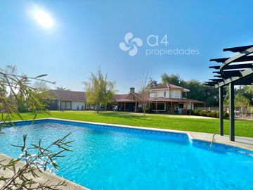 Estupenda Casa En Parcela, Condominio El Algarrobal Batuco.