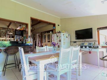 Hermosa Propiedad en exclusivo sector del Llano de Pirque