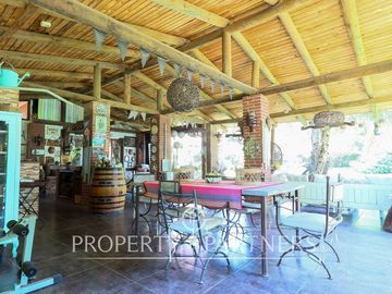 Hermosa Propiedad en exclusivo sector del Llano de Pirque