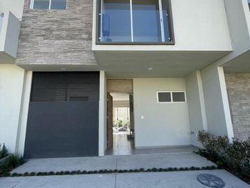 Casas en Venta en Albazur, zona Bosques de Santa Anita