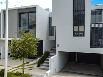 Casa 142 en Venta en Paraje Casas de Autor, San Agustin, Tlajomulco