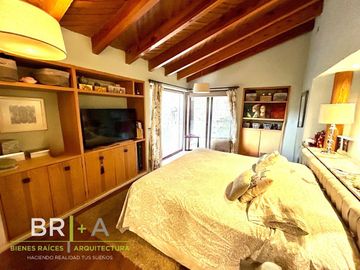 Casa en condominio en venta en Bosques de las Lomas