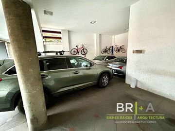 Casa en condominio en venta en Bosques de las Lomas