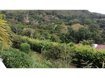 VENDO CASA FINCA CON PISCINA LOTE 5.500M2 - ANAPOIMA LAS MERCEDES