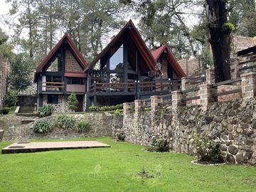 Venta Chalet en  Fraccionamiento Monte Verde, Huitzilac - V333