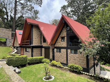 Venta Chalet en  Fraccionamiento Monte Verde, Huitzilac - V333