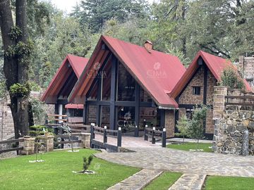 Venta Chalet en  Fraccionamiento Monte Verde, Huitzilac - V333