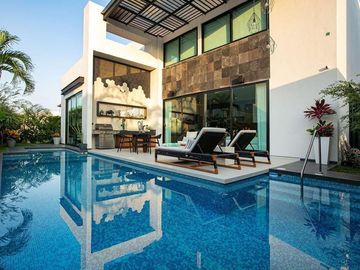 Casa Acacia