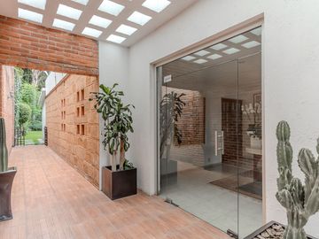 Casa en Venta en JARDINES DEL PEDREGAL DE SAN ANGEL