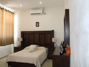 Venta Casa con Local Comercial en Oaxtepec, Morelos
