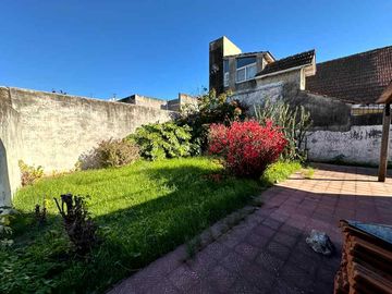 Chalet en venta en Bernal Centro