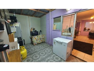 Venta de Casa 3D 1B con estacionamiento Villa Carlos Pezoa, San Felipe