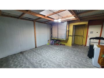 Venta de Casa 3D 1B con estacionamiento Villa Carlos Pezoa, San Felipe