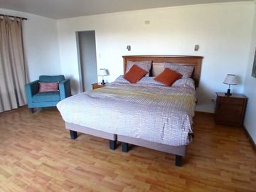 Hermosa casa en Maitencillo con amplio terreno