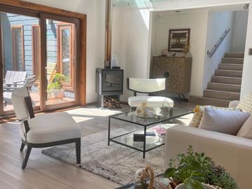 Parcela con moderna casa Los Riscos Pucón