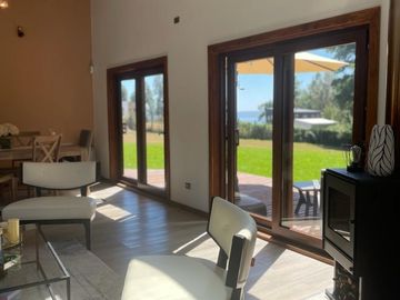 Parcela con moderna casa Los Riscos Pucón