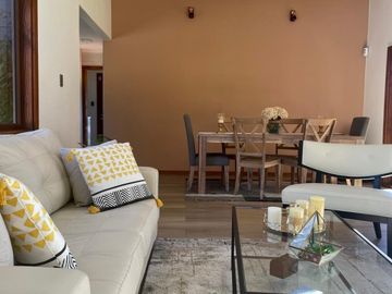 Parcela con moderna casa Los Riscos Pucón