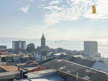 VALPARAISO CERRO BARON VENDE DEPARTAMENTO 1D 1B ESTILO LOFT
